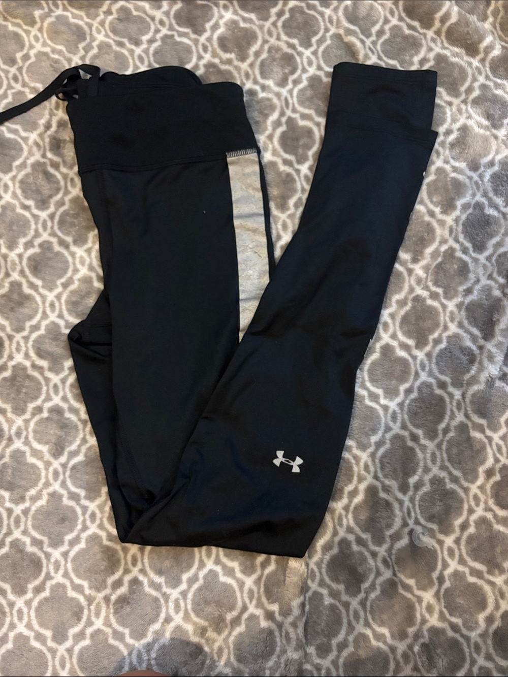 Under Armour Black Leggings with Silver Side Stripe